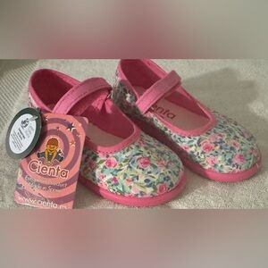 Cienta Pink Floral Kids Shoes
